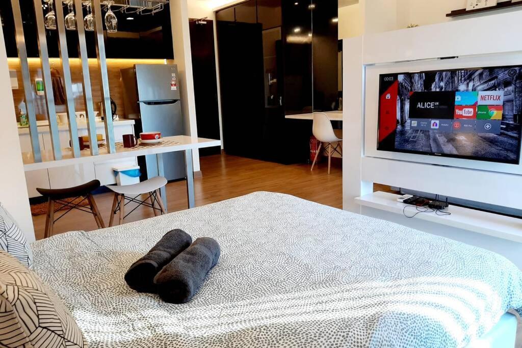 Symphony Tower Studio # 3 Черас Экстерьер фото